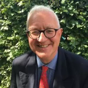 peter davidson 735x416